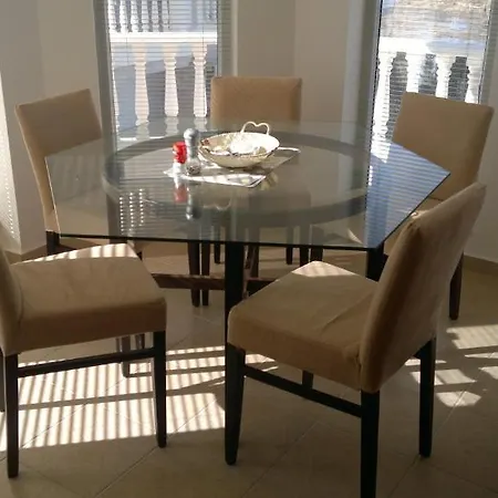 King Olimpias Residence Apartman *